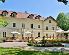 Hotel Palac Kobylin (Grójec, Poland)