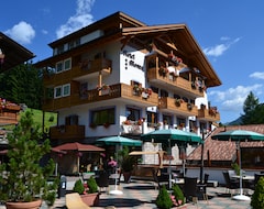 Khách sạn Monza (Moena, Ý)