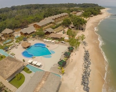 Hotel La Baie des Tortues Luth (Libreville, Gabon)