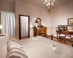 Hotel Montelucci (Pergine Valdarno, Italy)