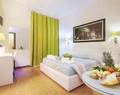 Otel Colorseum Guest House (Roma, İtalya)