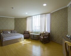 Inga Hotel Yerevan (Yerevan, Ermenistan)