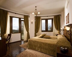 Don Constantino Hotel & Spa (Smiksi, Greece)