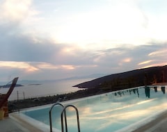 Lejlighedshotel Celini Suites Hotel (Marmari, Grækenland)