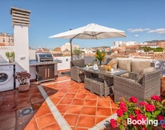 Tüm Ev/Apart Daire Two Bedroom Apartment Christina With Rooftop Terrace (Malaka, İspanya)