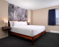 Huntingdon Hotel and Suites (Victoria, Canada)