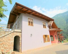 Toàn bộ căn nhà/căn hộ Mountain Holiday Home With Wellness Center, In Val Di Sole, Only 1km Away From The Ski Bus (Caldes, Ý)