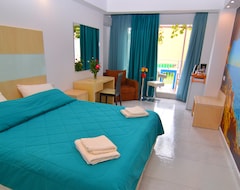 Khách sạn Romantic Palace (Agios Gordios, Hy Lạp)