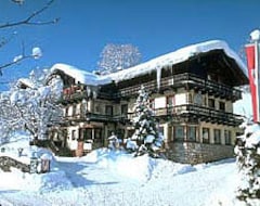 Hotel Weisses Rössl am See (Thiersee, Austria)