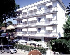Khách sạn Hotel Solitude (Riccione, Ý)