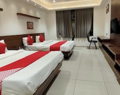 Hotel Sparsh Inn - Chandkheda (Ahmedabad, India)