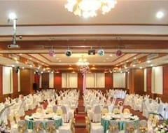 Khách sạn Bun Hotel (Surat Thani, Thái Lan)