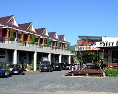 Resort Toffee House (Nakhon Nayok, Thailand)