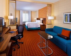 Hotel Fairfield Inn & Suites Houston Hobby Airport (Houston, USA)
