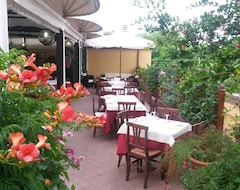 Khách sạn Il Castagno (Orciano di Pesaro, Ý)