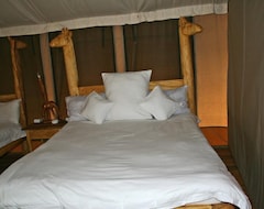 Khách sạn Roika Tarangire Tented Lodge (Arusha, Tanzania)