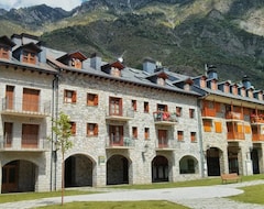 Otel Residencial Valle De Benasque (Benasque, İspanya)