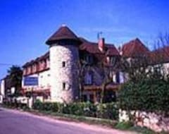 Hotel Logis Grangier (Saint-Sozy, Frankrig)