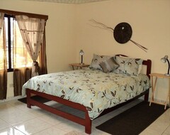 Cijela kuća/apartman Boquete 1 Bedroom Walk To Town, Views, Rivers, Lots Of Birds. Full Kitchen (Los Naranjos, Panama)