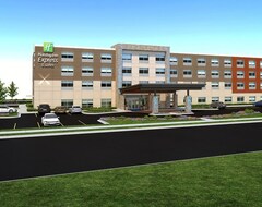 Hotel Holiday Inn Express And Suites Kingfisher (Kingfisher, USA)