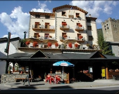 Khách sạn Sorrosal (Broto, Tây Ban Nha)