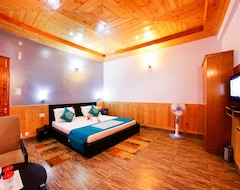 Khách sạn OYO 5928 Village Live In Resort (Chail, Ấn Độ)