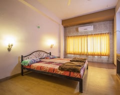 Hotel Bhimas Paradise (Chikhaldara, India)