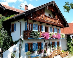 Tüm Ev/Apart Daire Nice Apartments With A Balcony Or Patio In A Quiet Location (Wallgau, Almanya)