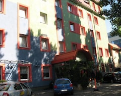 Hotel Pólus (Budapest, Hungría)