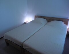 Hotel Les Arsets - Three Bedroom (Gryon, Švicarska)