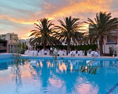 Hotel Minos (Rethymnon, Greece)