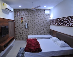 Hotel Midland (Ujjain, India)