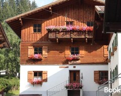 Toàn bộ căn nhà/căn hộ Bergbauernhof Pabulariu (Pfafflar, Áo)