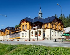 Hotel Bauer (Staré Hamry, Czech Republic)