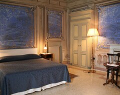Hotelli Albergo Real Castello (Pralormo, Italia)