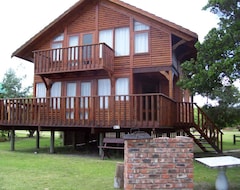 Hotel Pirates Creek Self Catering Chalets (Wilderness, South Africa)