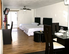 Khách sạn Suites Dioh (Monterrey, Mexico)