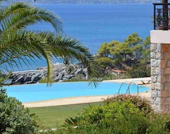 Tüm Ev/Apart Daire Peloponnese Beachfront Villa (Porto Heli, Yunanistan)