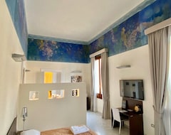 Otel Apollo Suites (Lecce, İtalya)
