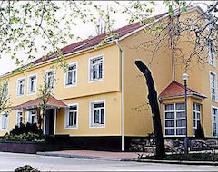 Hotelli Hotel Arnold (Tata, Unkari)