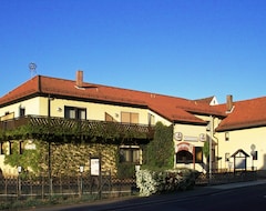 Khách sạn Landhotel Zur Krone (Leidersbach, Đức)