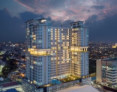 Khách sạn The Reiz Suites, Artotel Curated (Medan, Indonesia)