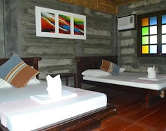 Khách sạn Damires Hills Tierra Verde (Iloilo City, Philippines)