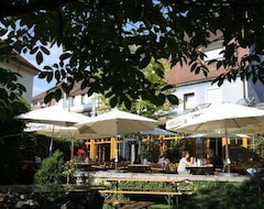 Hotelli Karpfenhotel & Herrenhaus Im Gasthaus Sindel-Buckel (Feuchtwangen, Saksa)
