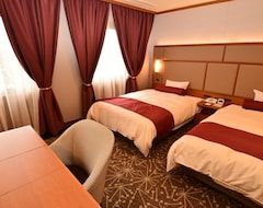 Hotel Sun Route Sano (Sano, Japón)