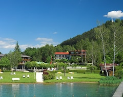 Khách sạn Ferienhotel Krainz Garni (Unterburg am Klopeiner See, Áo)