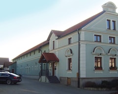Otel Algar (Opava, Çek Cumhuriyeti)