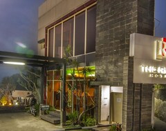 Hotel The Rizen (Bogor, Endonezya)