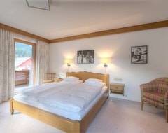 Hotel Garni Almjur (St. Anton am Arlberg, Austrija)