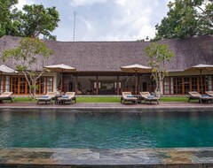 Toàn bộ căn nhà/căn hộ Villa Tirtadari by Nakula (Canggu, Indonesia)